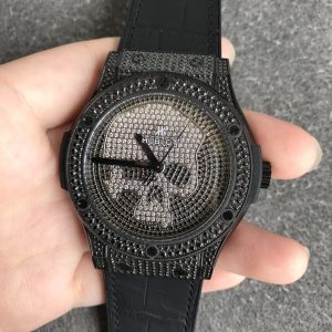 Hublot Classic Fusion Full Pavé Diamond Watch