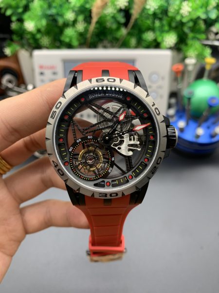 Roger Dubuis Excalibur Spider RDDBEX0549 Skeleton Flying Tourbillon Titanium